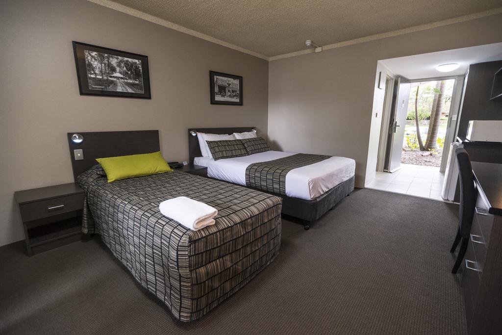 The Galaxy Motel Gosford Værelse billede