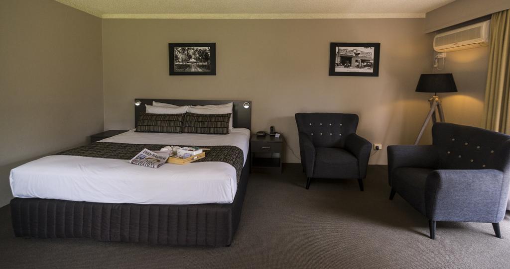 The Galaxy Motel Gosford Værelse billede